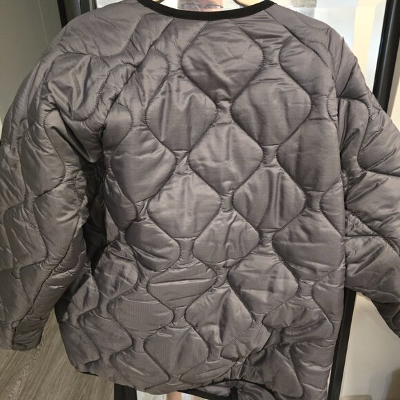 New Balance Made In USA Quilted Jacket XL Magnet Fall Athlesure Street wear Cozy - Picture 9 of 13